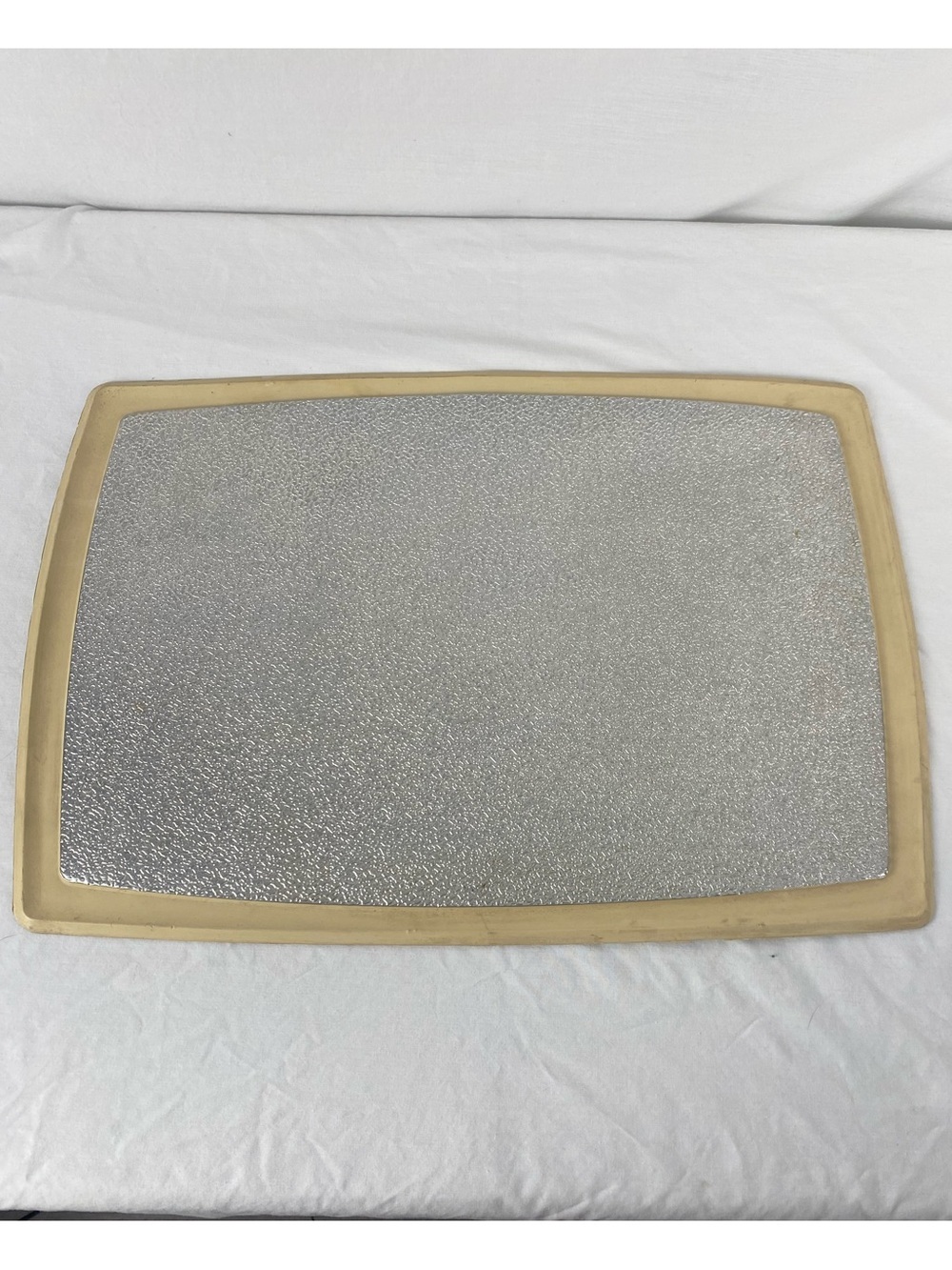 VTG Rubbermaid 1916 Silverware Drying Mat Drain Board Kitchen Sink Tray